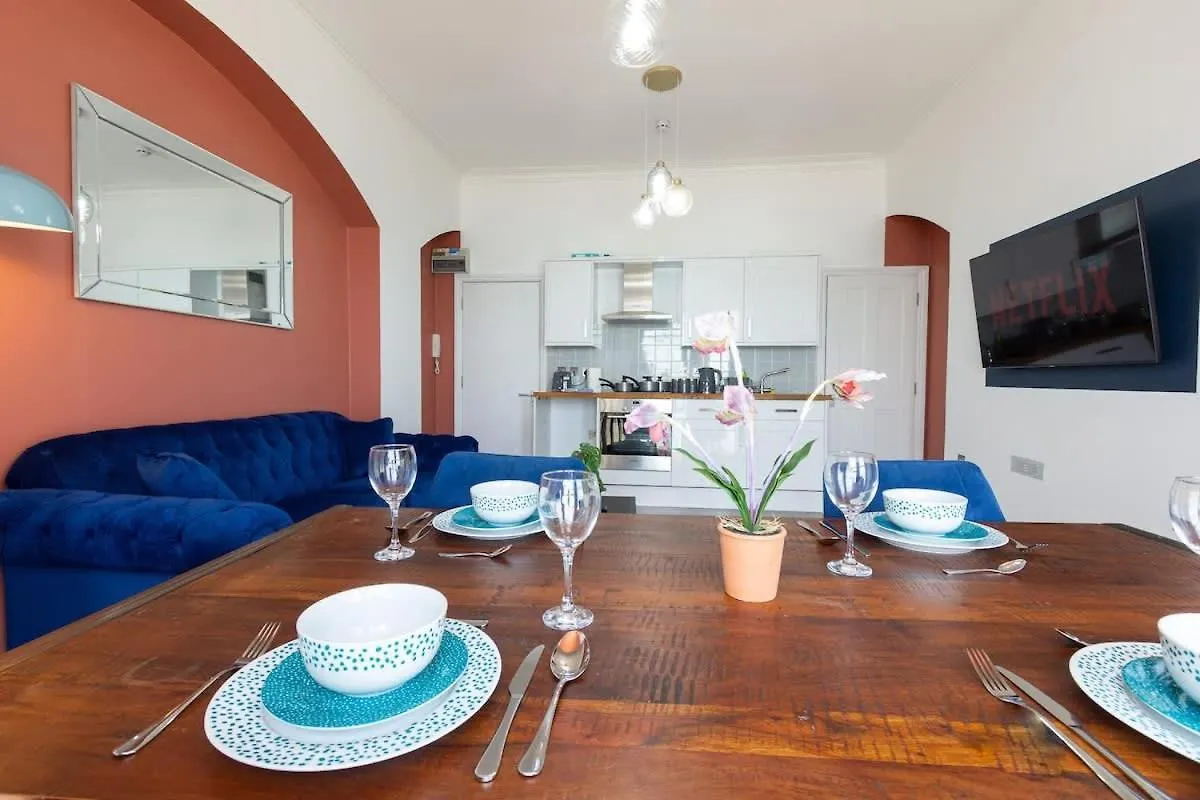 Sea View - 1 Bedroom Flat Brighton